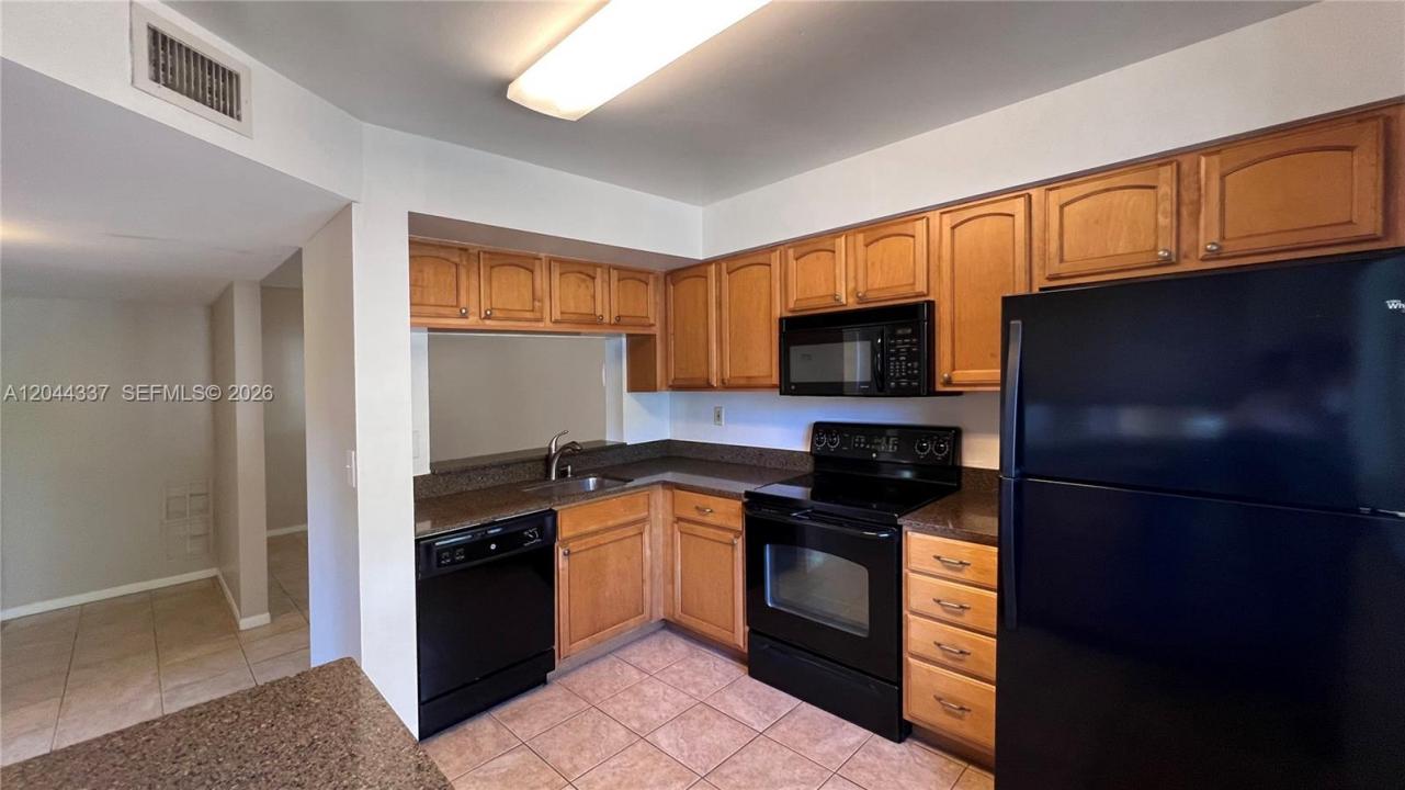 757 NW 92nd Ave 757, Plantation, Florida 33324, USA