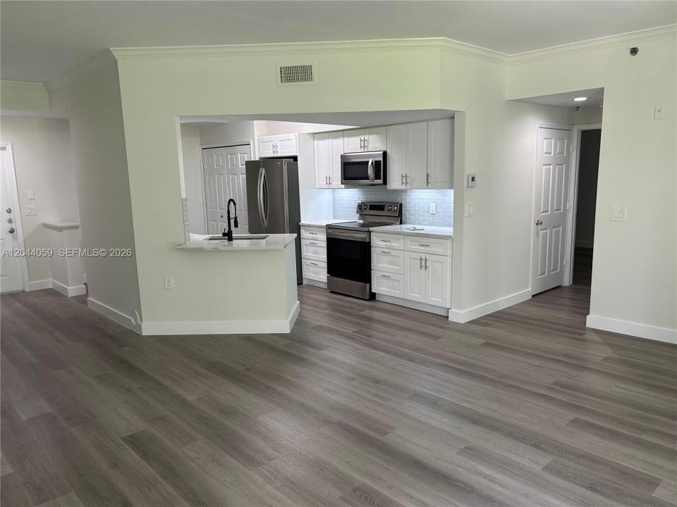 3225 NE 184th St 10106, Aventura, Floride 33160, États-Unis