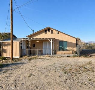 Pawnee, Lucerne Valley, California 92356, Stati Uniti