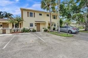 3021 NW 68th St 11G, Fort Lauderdale, Florida 33309, USA