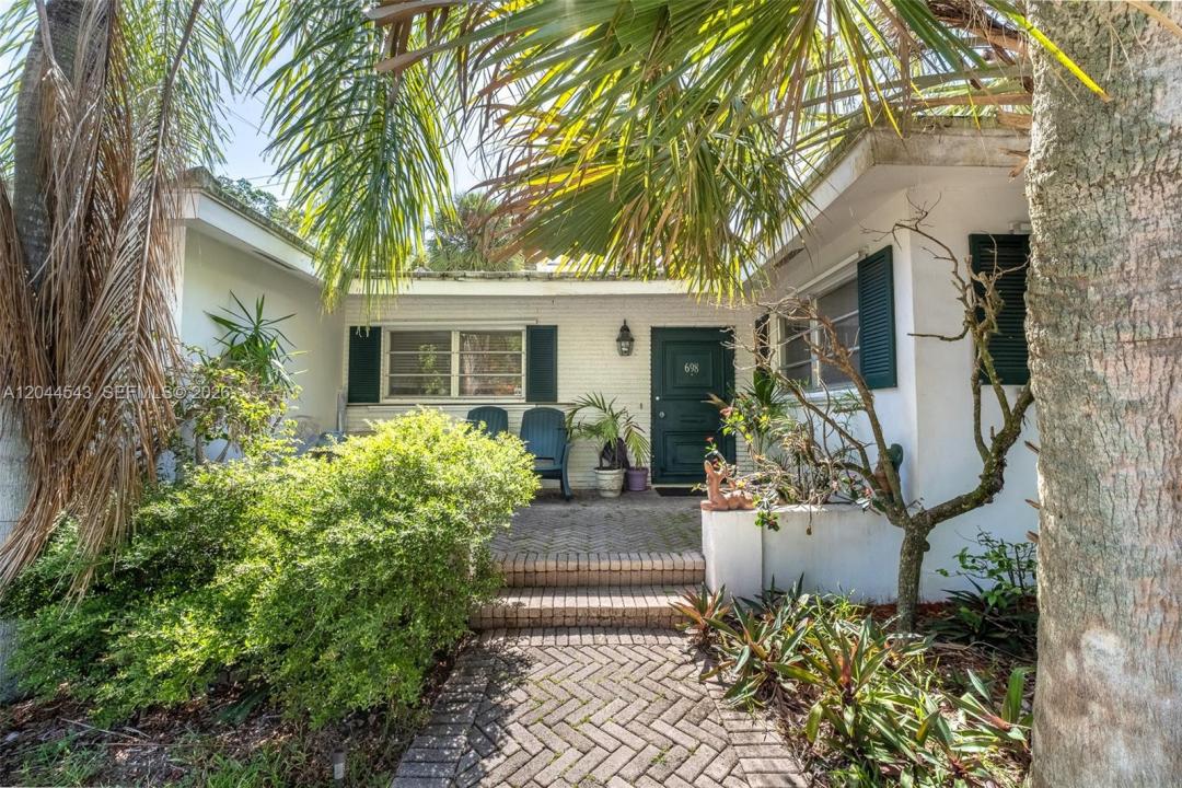 698 NW 7th Ave, Boca Raton, Florida 33486, Stati Uniti