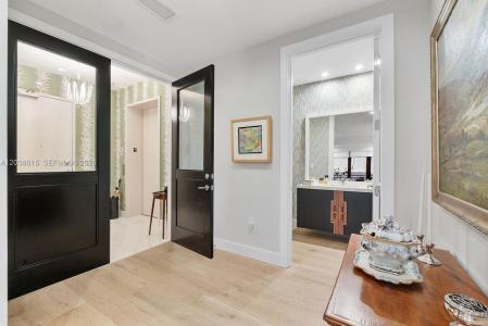 718 Valencia Ave 403, Coral Gables, Florida 33134, Estados Unidos