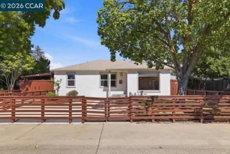 Sophia Way, Sacramento, Californie 95820, États-Unis