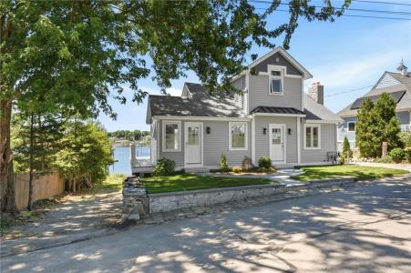 197 Grand View Drive, Warwick, Rhode Island 02886, USA