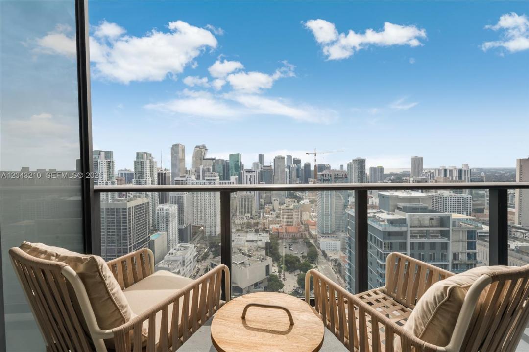 159 NE 6th St 4212, Miami, Florida 33132