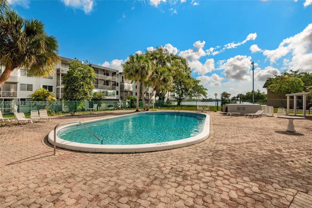 447 NE 195th St 214, Miami, Florida 33179, Stati Uniti