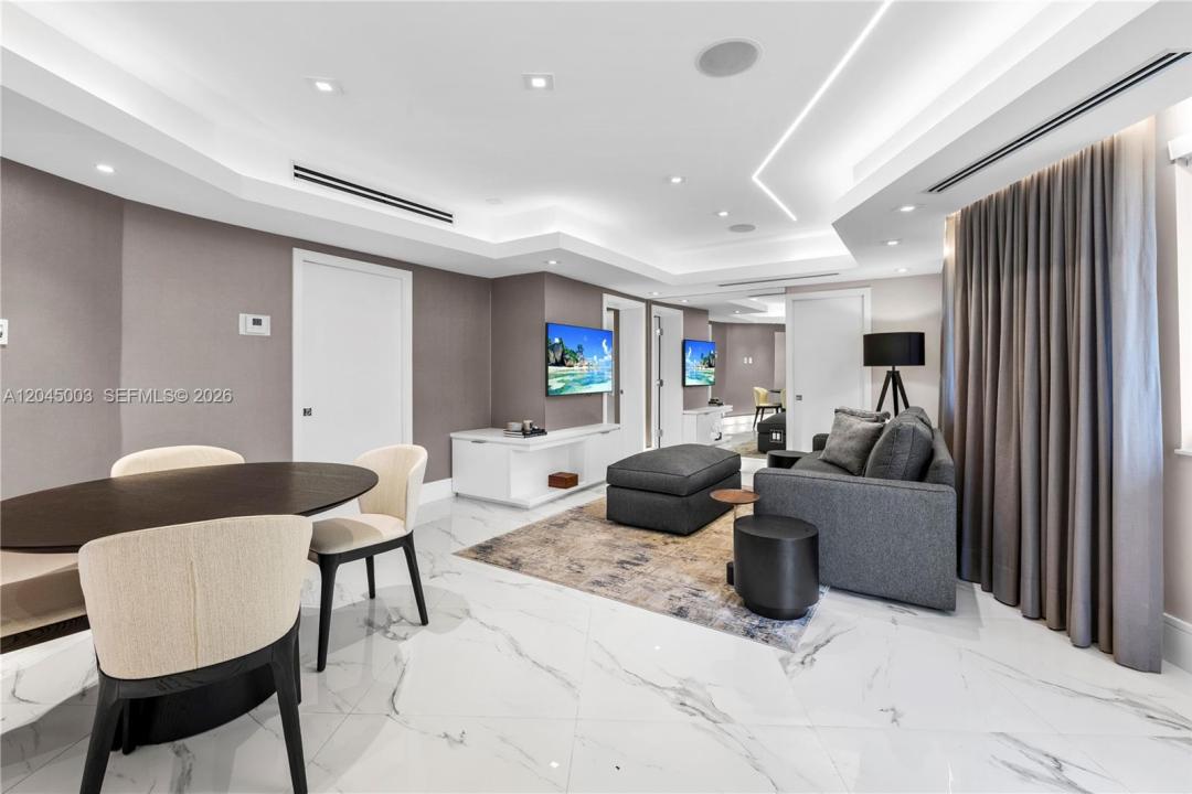 10190 Collins Ave 203, Bal Harbour, Florida 33154, Stati Uniti