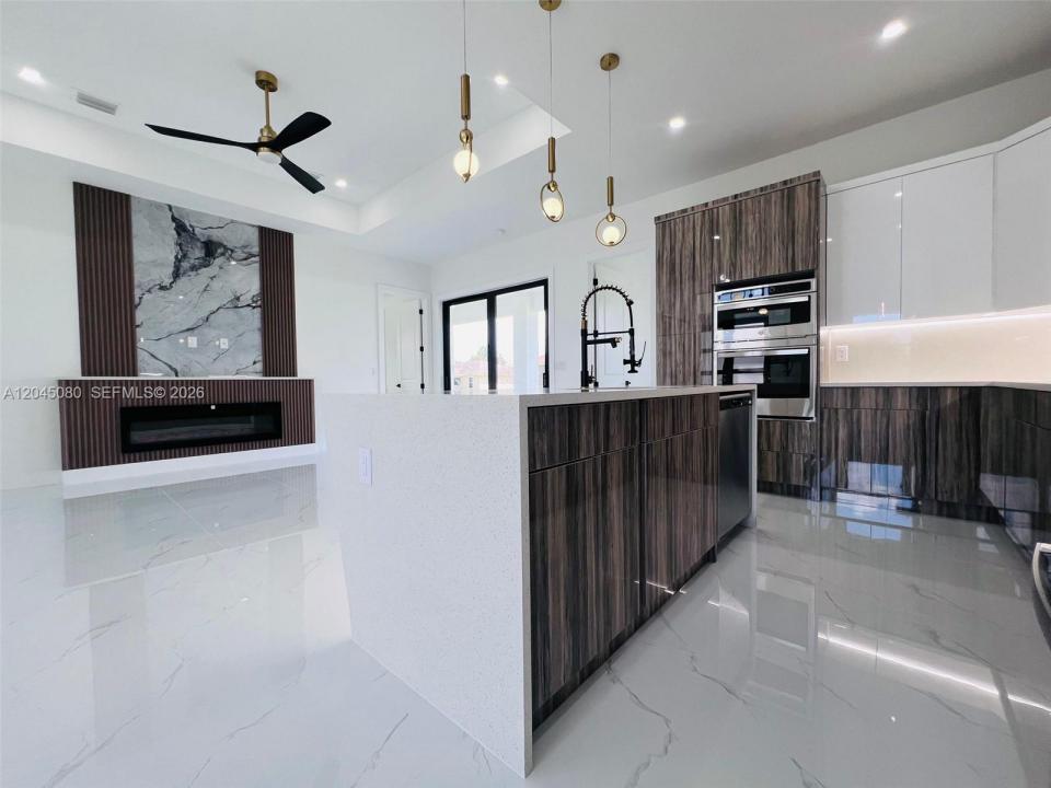 2911 27th St, Flórida 33976, Estados Unidos