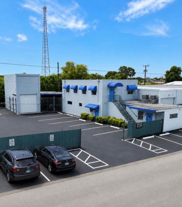 2930 NW 17th Ter, Oakland Park, Floride 33311, États-Unis