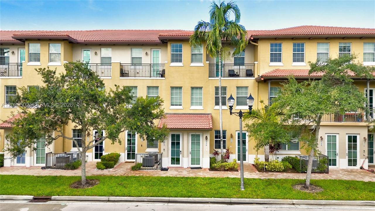 954 SW 147th Ave 2610, Pembroke Pines, Floride 33027, États-Unis