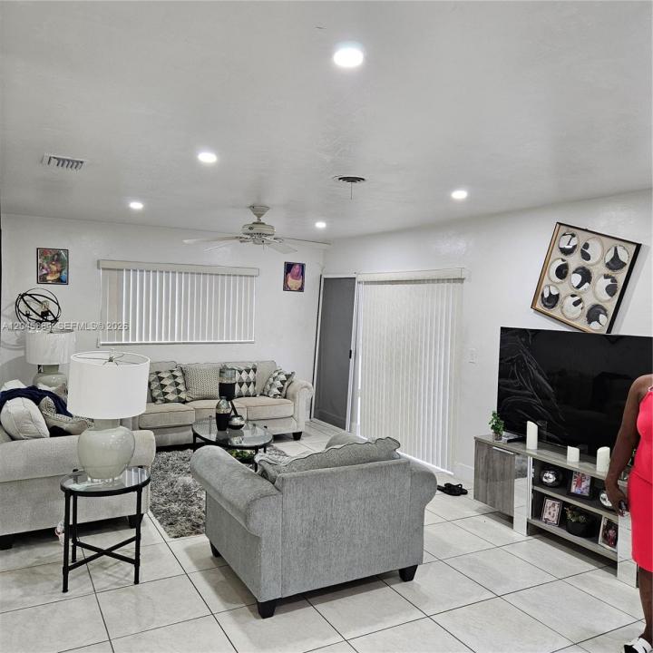 2900 NW 187th St 0, Miami Gardens, Floride 33056, États-Unis