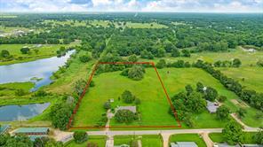 570 Center, Blossom, Texas 75416, USA
