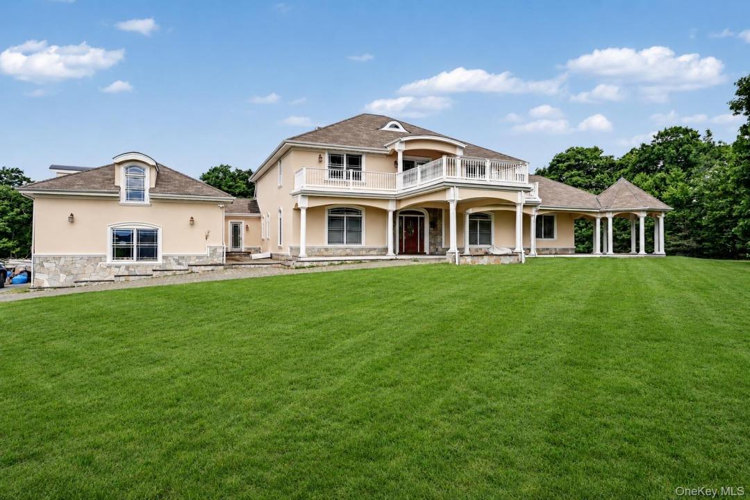 33 Manor Road, Patterson, New York 12563, USA