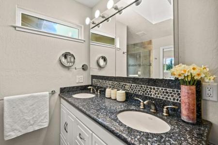 Mayflower Drive, Castro Valley, California 94546, Estados Unidos