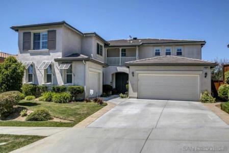 Village Dr, Oceanside, كاليفورنيا 92057, الولايات المتحدة