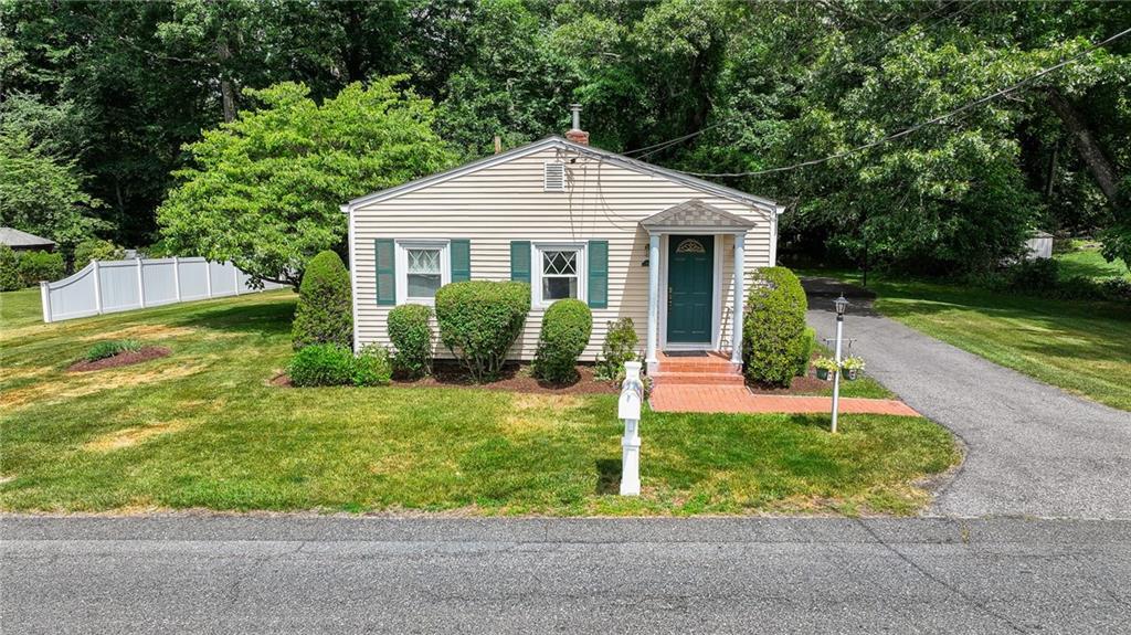 71 Roland Street, Cumberland, Rhode Island 02864, USA