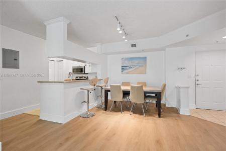 17145 N Bay Rd 4311, Sunny Isles Beach, Florida 33160, USA