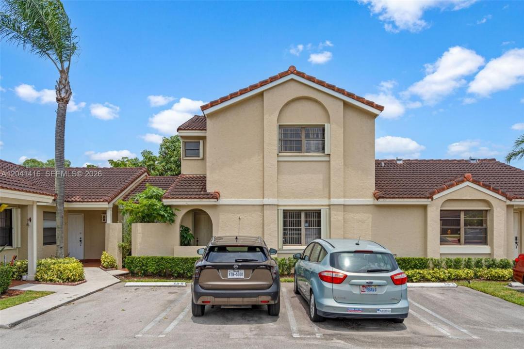 6233 NW 170th Ter, Miami, Florida 33015, USA