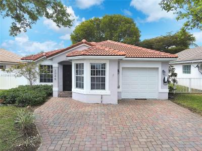 2048 NW 164th Ave, Pembroke Pines, Florida 33028, USA