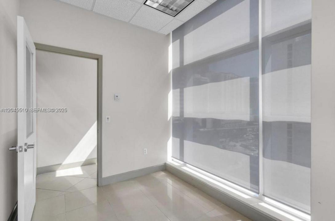 175 SW 7th St 1212, Miami, Florida 33130, Stati Uniti