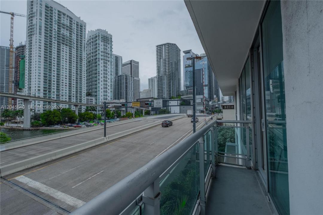 350 S Miami Ave 306, Miami, Floride 33130, États-Unis