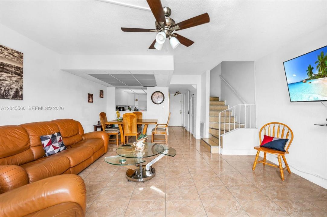 6600 W 2nd Ct 24, Hialeah, Floride 33012, États-Unis
