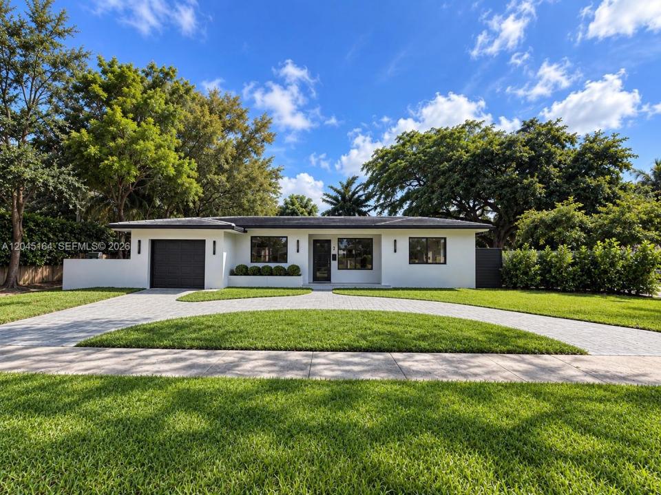 2 NE 91st St, Miami Shores, Florida 33138, USA