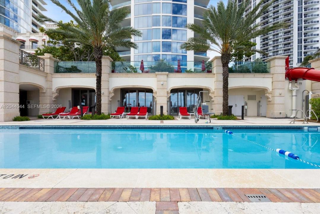 17975 Collins Ave Bc#2, Sunny Isles Beach, Floryda 33160, USA