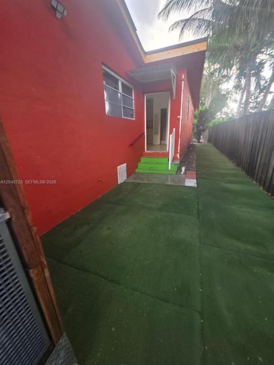 10861 NW 22nd Ct 0, Miami, Florida 33167, USA