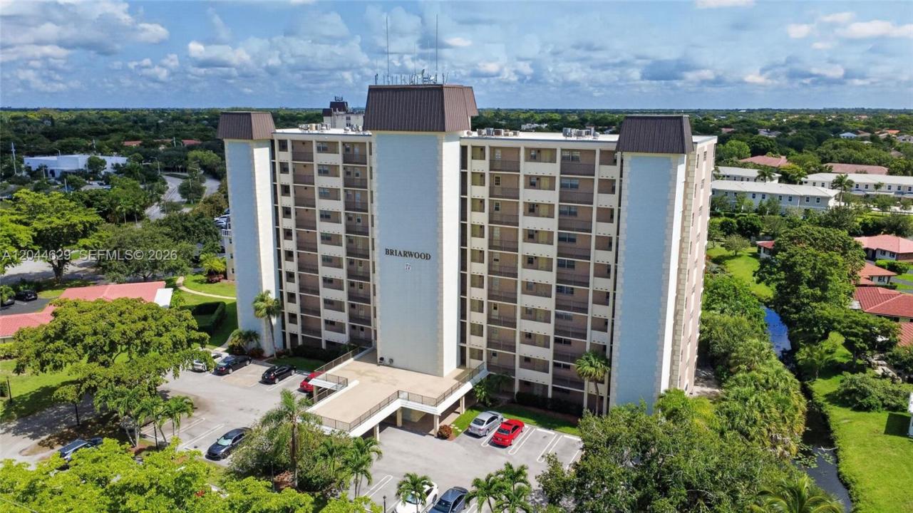 9101 W Sample Rd 306, Coral Springs, Floride 33065, États-Unis