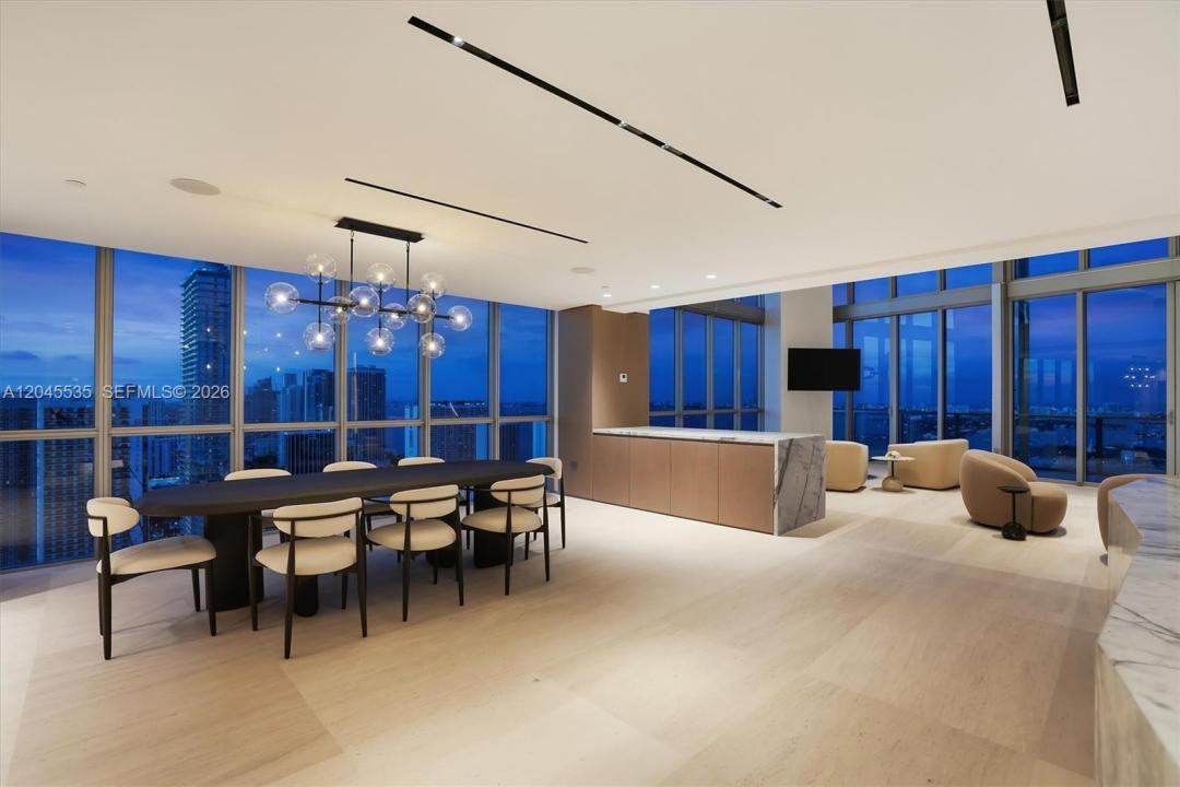 1100 Biscayne Blvd 3906, Miami, Floride 33132, États-Unis