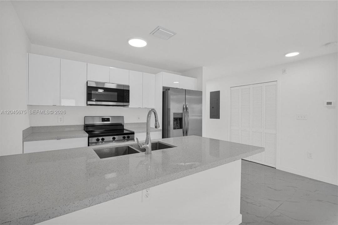 2731 NW 44th St 2731, Miami, Floride 33142, États-Unis