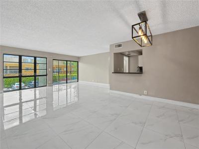 14203 SW 66th St 103, Miami, Florida 33183, USA