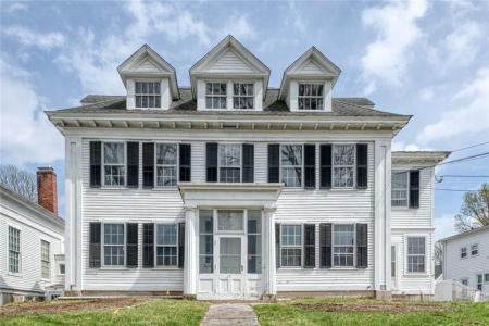 2 Elm Street, Westerly, Rhode Island 02891, États-Unis