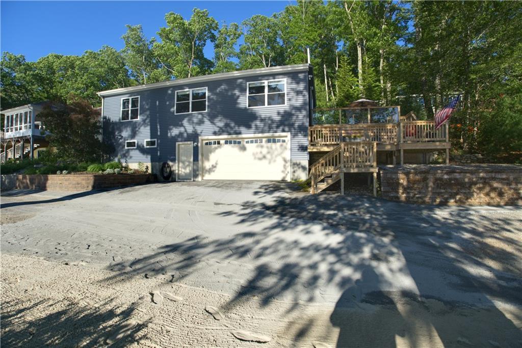 184 Moores Lane, Burrillville, Rhode Island 02859, USA
