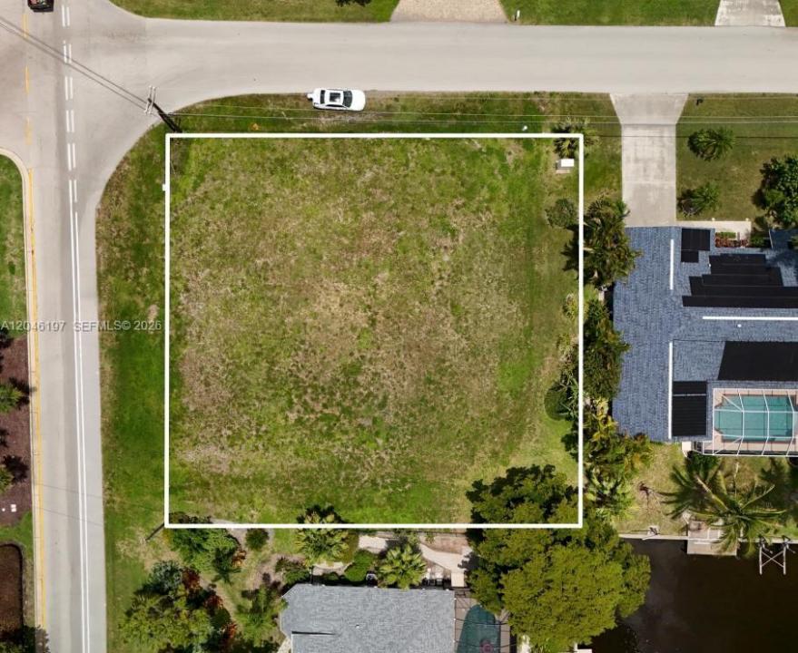 2014 EVEREST PKWY, Cape Coral, Flórida 33904, Estados Unidos