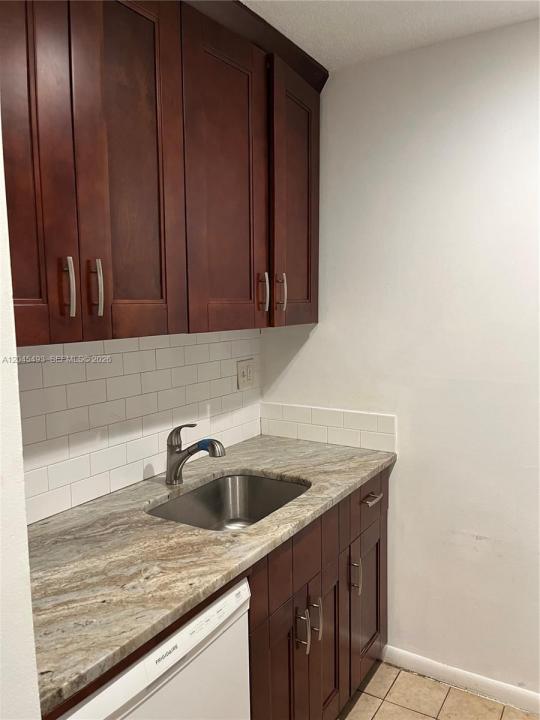 4114 NW 88th Ave 201, Coral Springs, Floride 33065, États-Unis