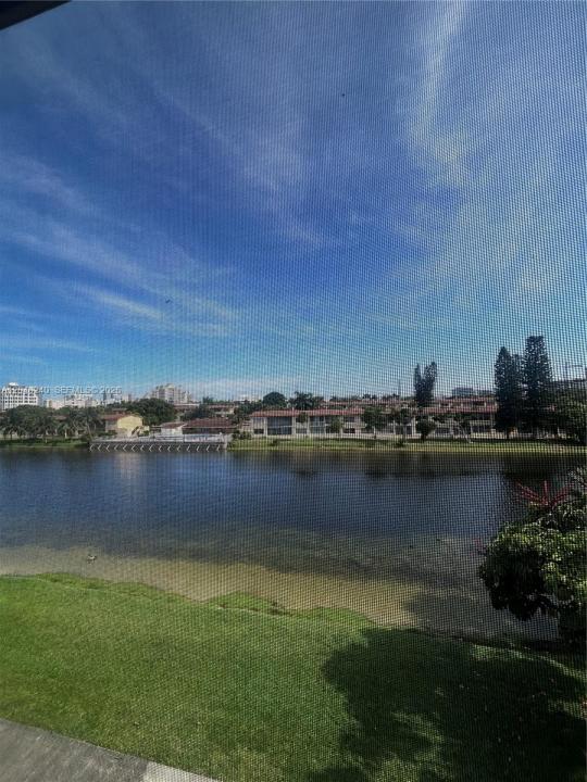 2880 NE 203rd St B25, Aventura, Floride 33180, États-Unis
