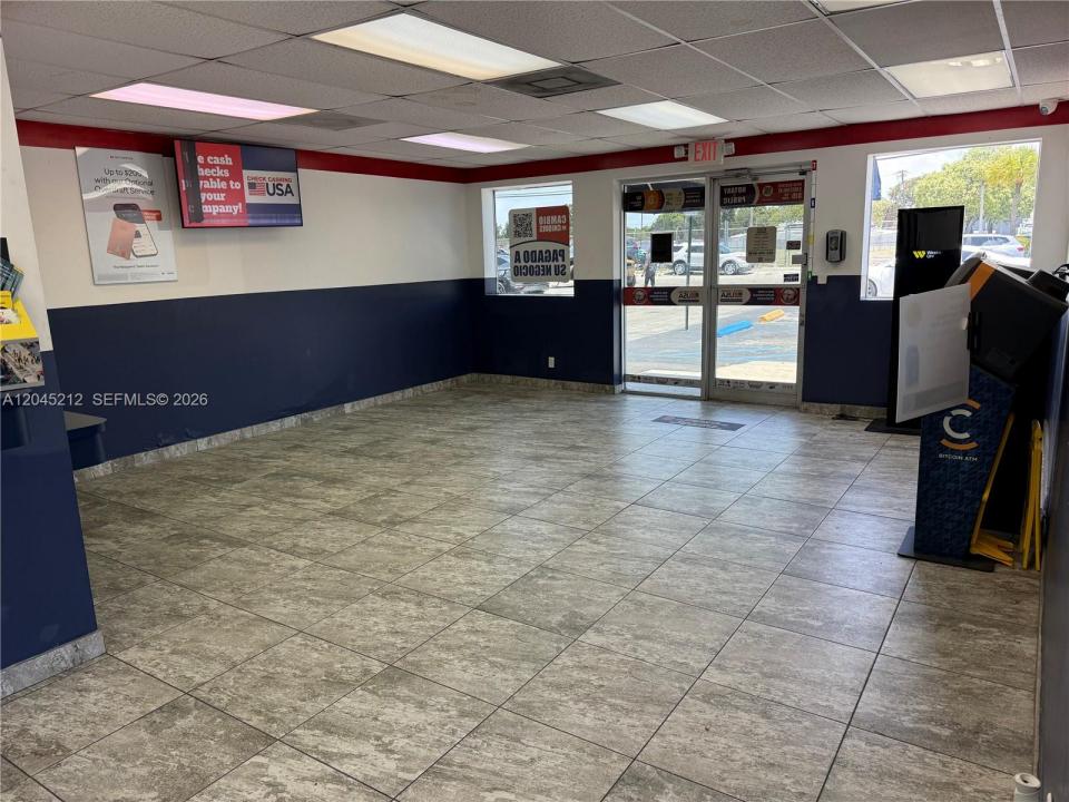 9500 NW 27th Ave, Miami, Florida 33147, USA