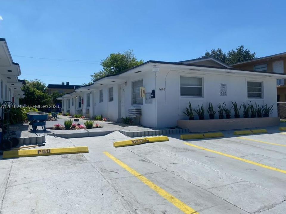 16120 NE 19th Pl 3, North Miami Beach, Floride 33162, États-Unis