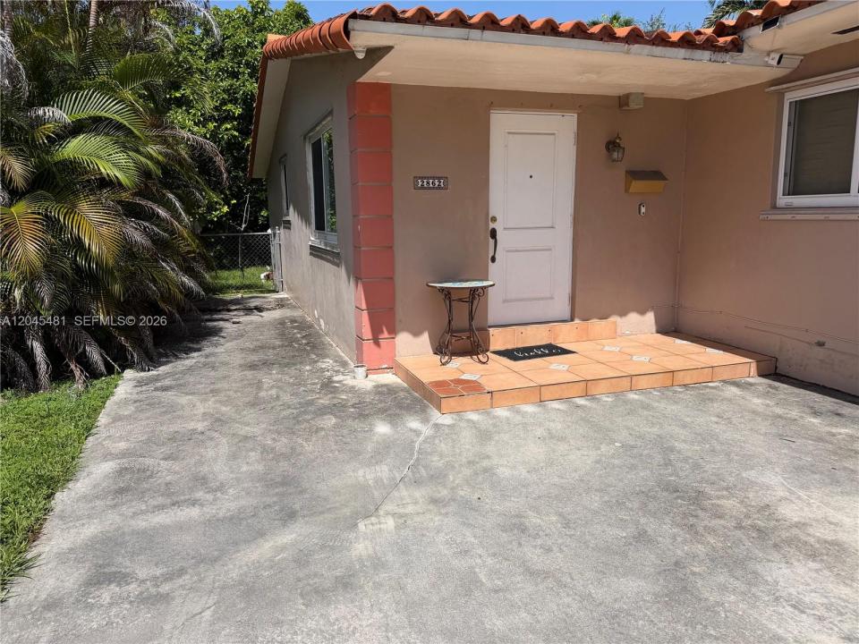 2862 SW 38 Ave back, Miami, Floride 33134, États-Unis