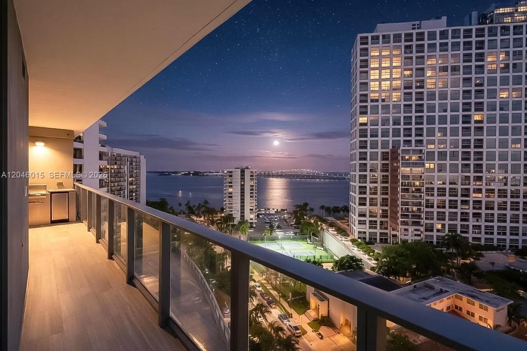 1451 Brickell Ave 1404, Miami, Floryda 33131, USA