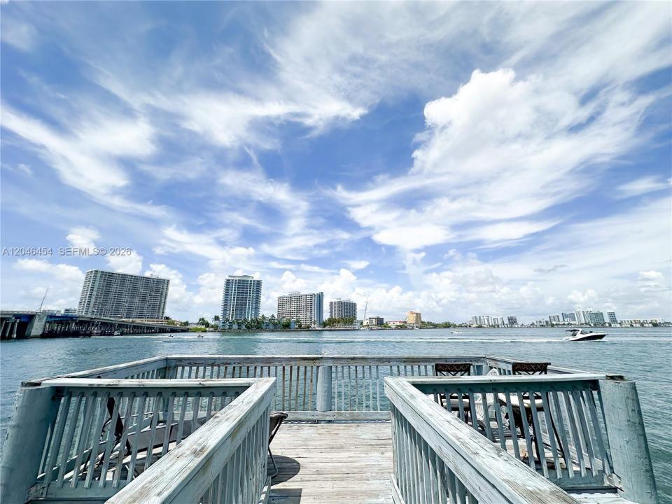 2130/2140 Bay Dr, Miami Beach, Florida 33141
