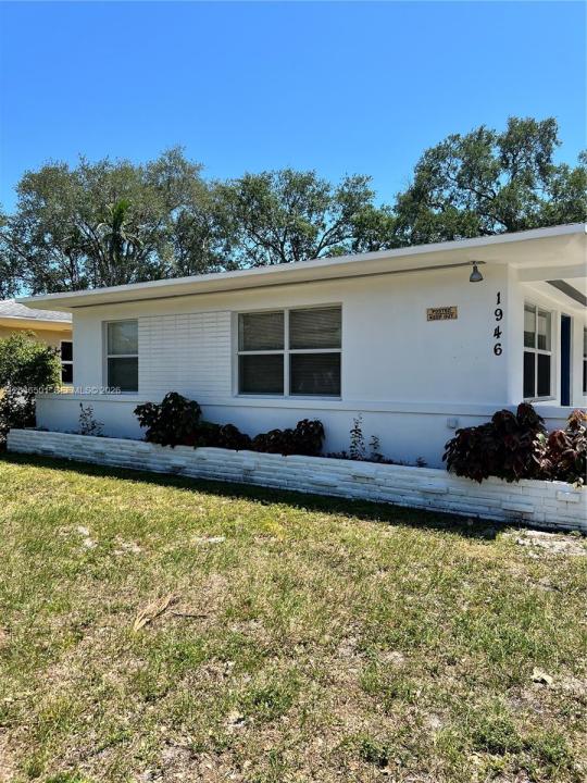 1946 NE 167th St 1, North Miami Beach, Floride 33162, États-Unis