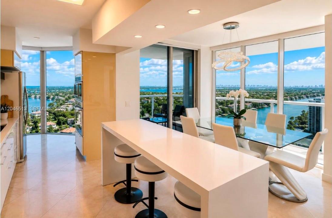4775 Collins Ave 2407, Miami Beach, Flórida 33140, Estados Unidos