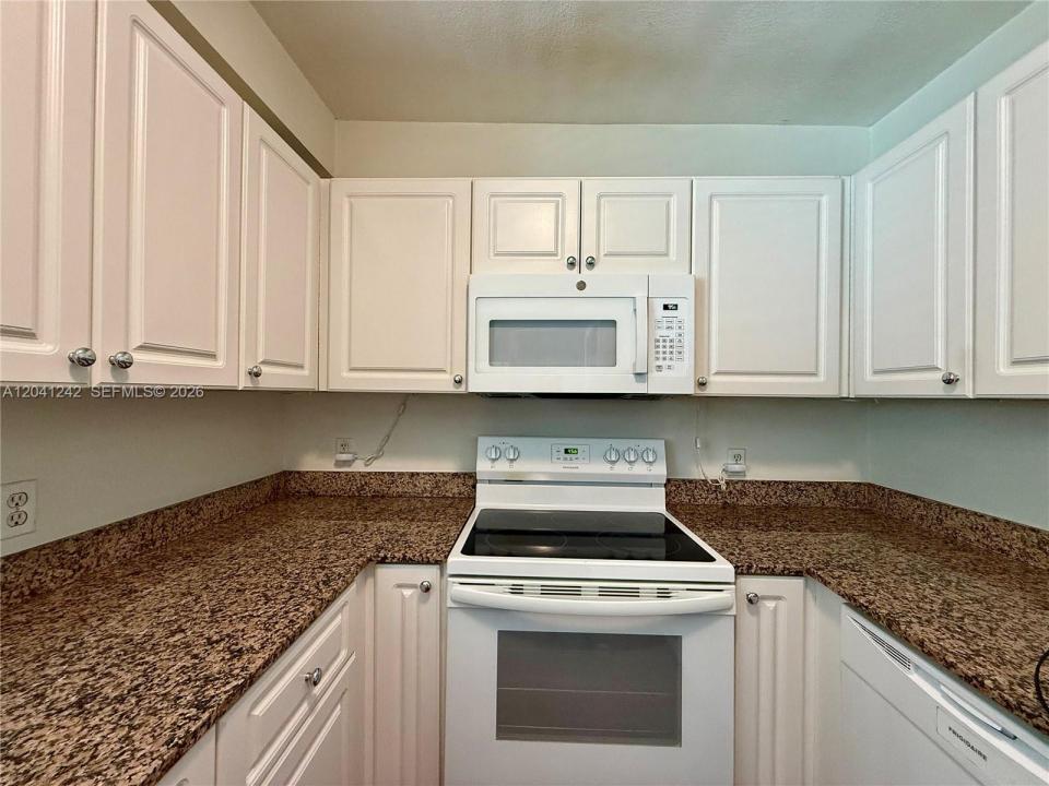 7800 Collins Ave 407, Miami Beach, Florida 33141, Stati Uniti