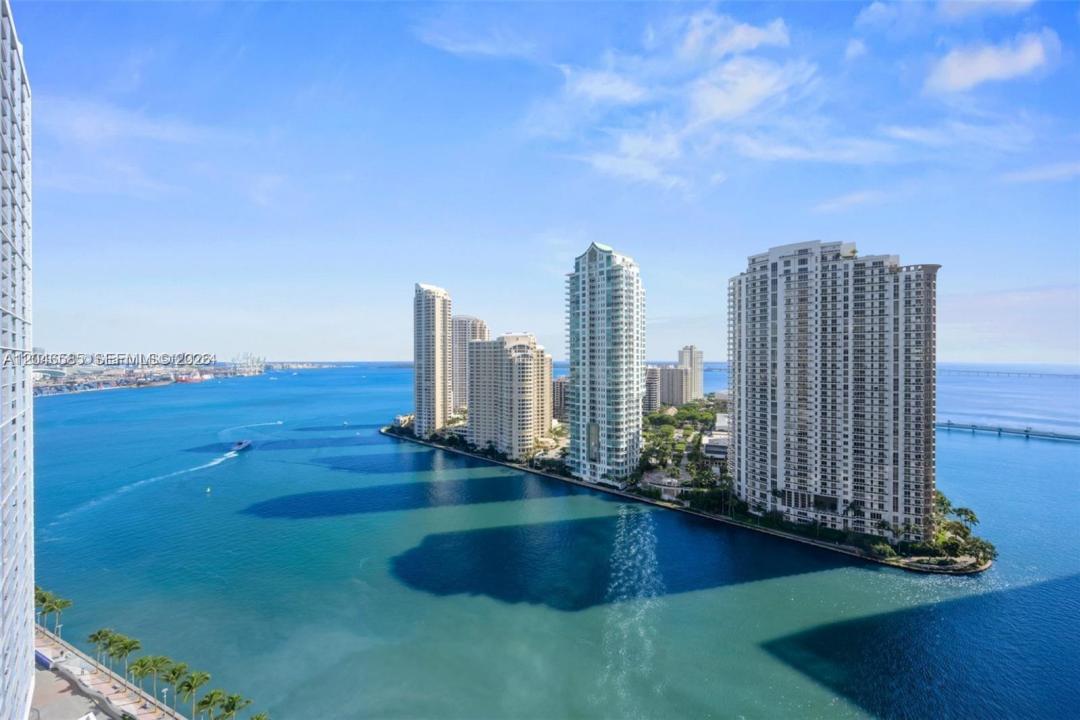 300 S Biscayne Blvd T-2612, Miami, Floride 33131, États-Unis
