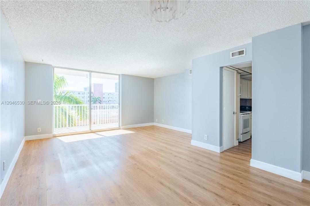 3161 S Ocean Dr 407, Hallandale Beach, Floride 33009, États-Unis