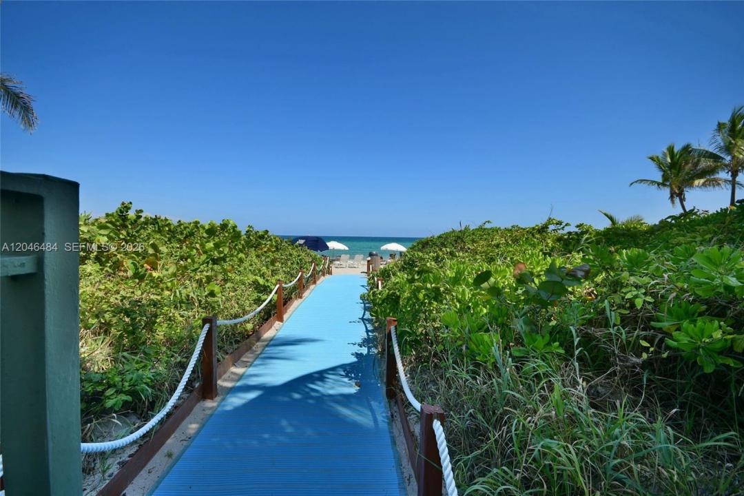 2080 S Ocean Dr 1711, Hallandale Beach, Florida 33009, Stati Uniti