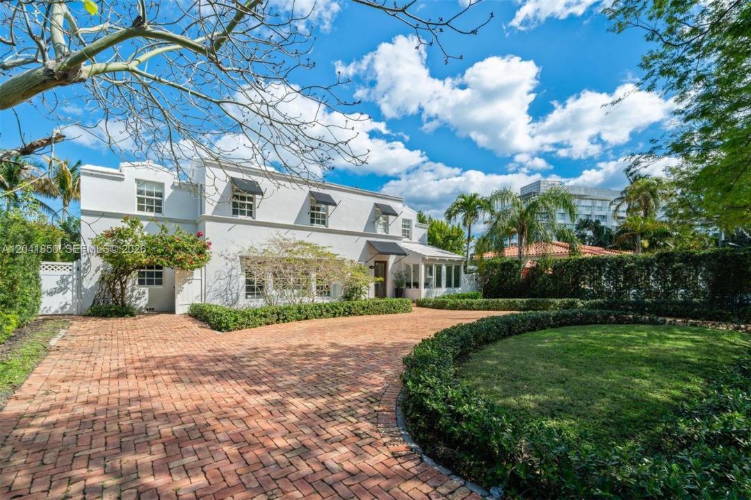 939 W 47th Ct, Miami Beach, Florida 33140, USA